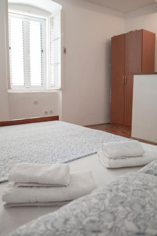 Apartment Old Town Херцег-Нови Экстерьер фото