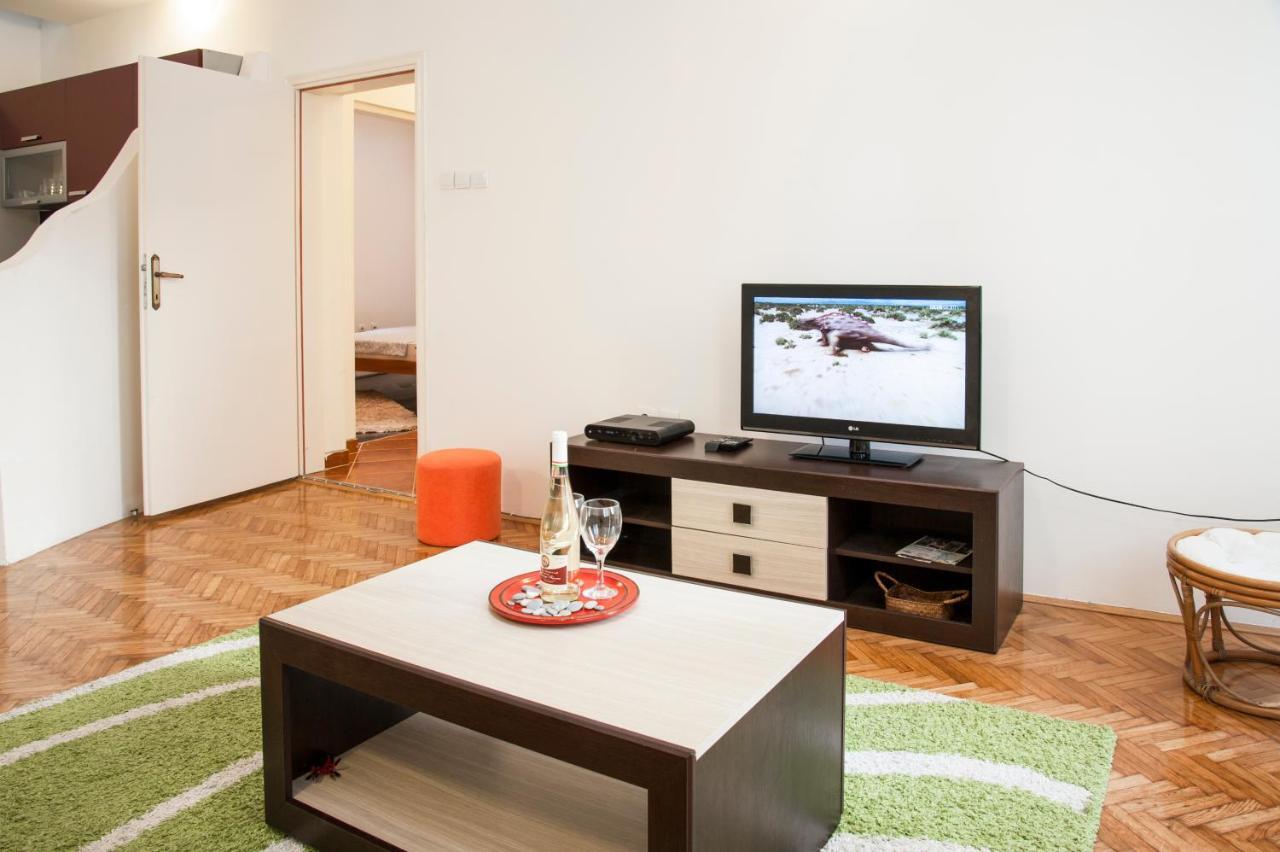 Apartment Old Town Херцег-Нови Экстерьер фото